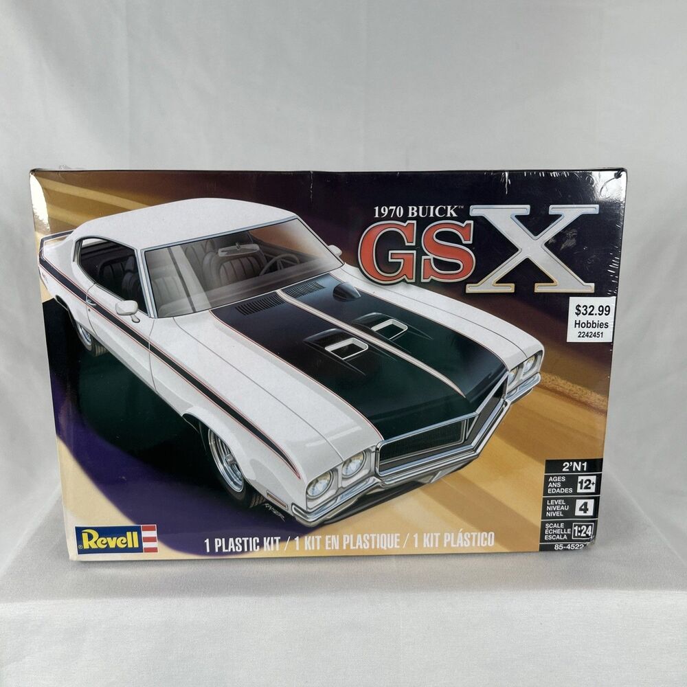 Revell 1970 Buick GSX Plastic Model Kit 1/24 Scale 85-4522 NEW SEALED